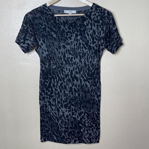 Loft Dress Womens XS Gray Short Sleeve Round Neck Animal Print Wool Casual Mini - Picture 1 of 7
